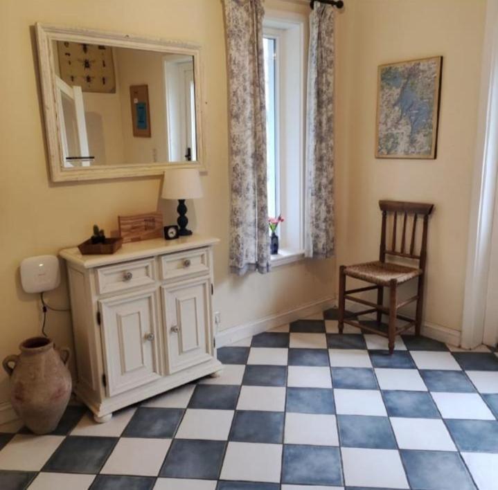 Ferien In Troja Villa Larz Bagian luar foto